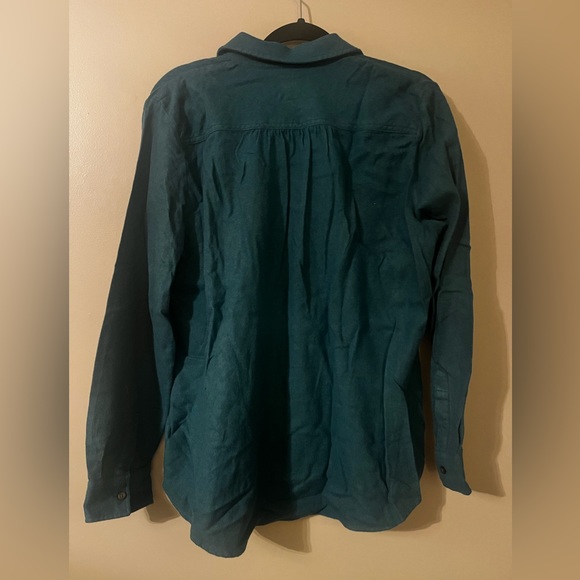 Lands End Button Up Size M - Picture 2 of 2